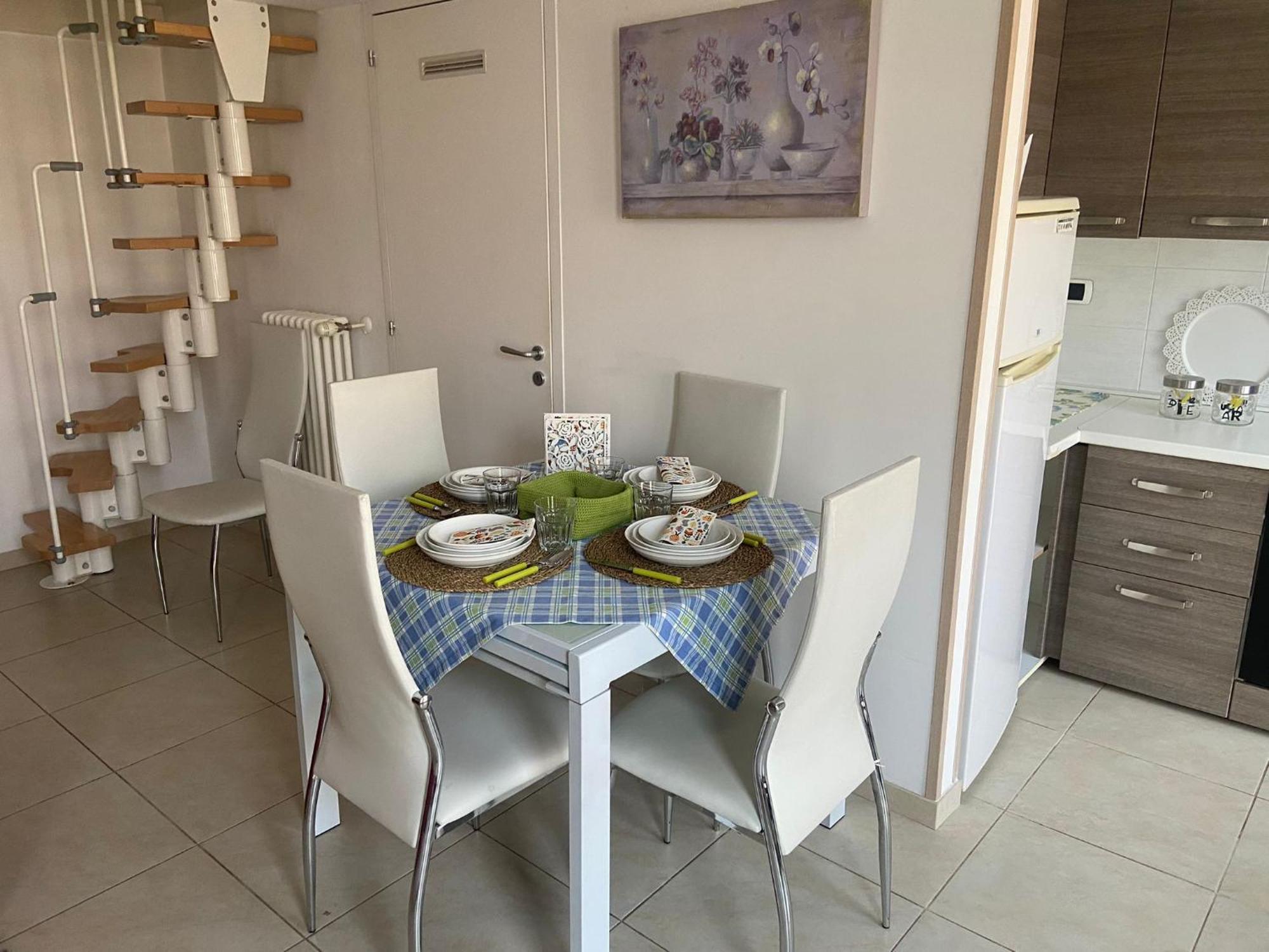 Pm 13A Via Tenente Devenuto Guest House Giovinazzo Exteriér fotografie